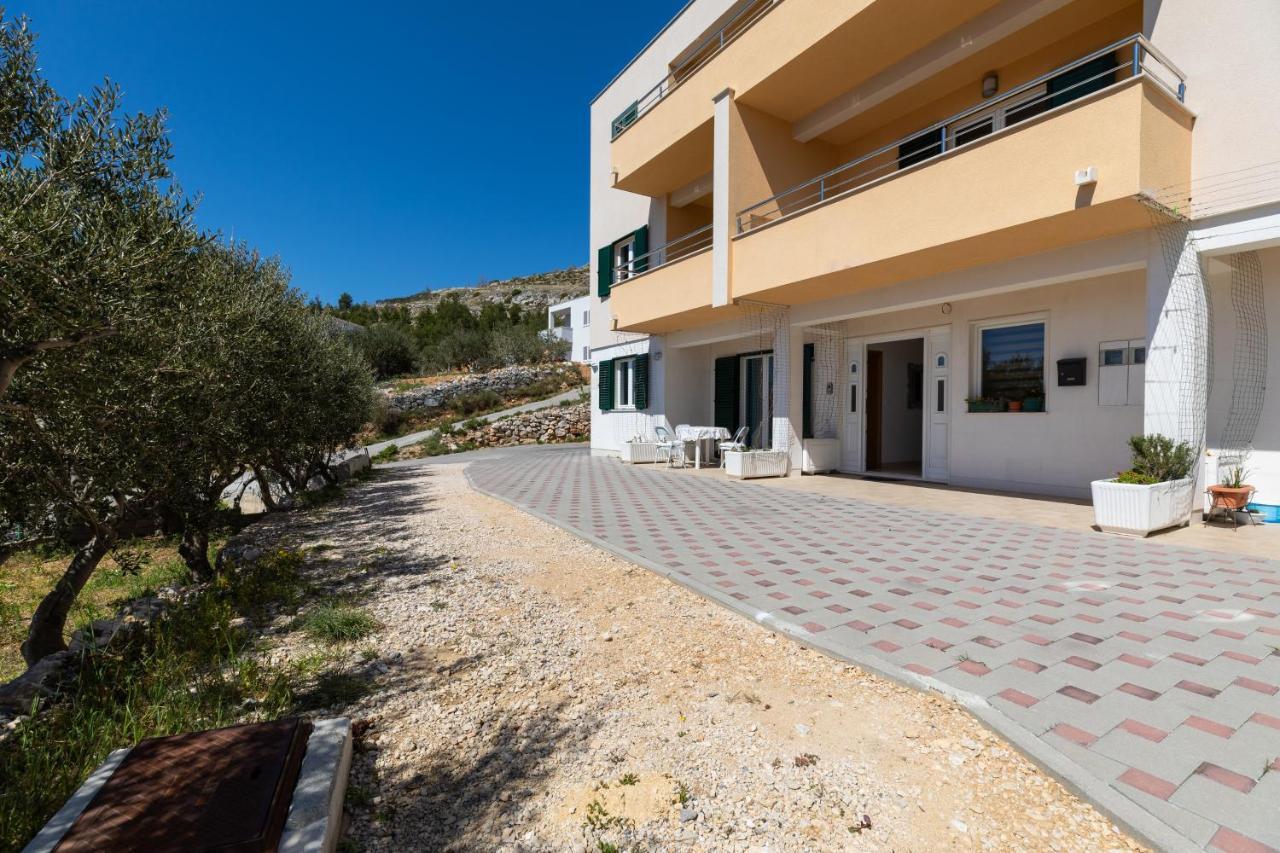 Apartments With A Parking Space Dugi Rat, Omis - 19516 Exterior foto